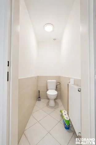 Prodej ubytování, Šluknov, nám. Míru, 330 m2