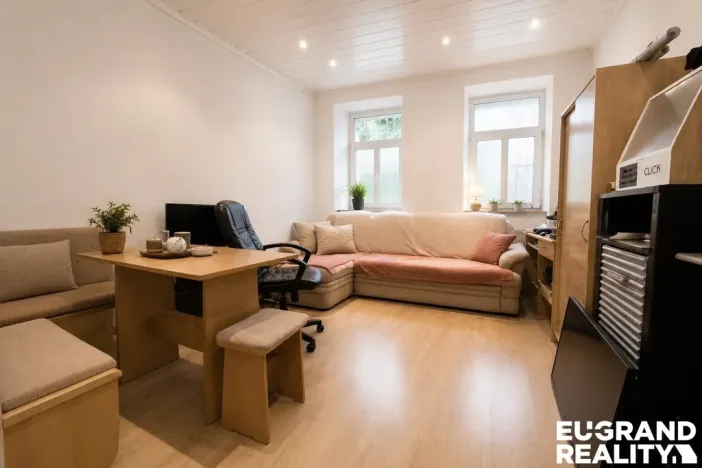 Prodej ubytování, Šluknov, nám. Míru, 330 m2