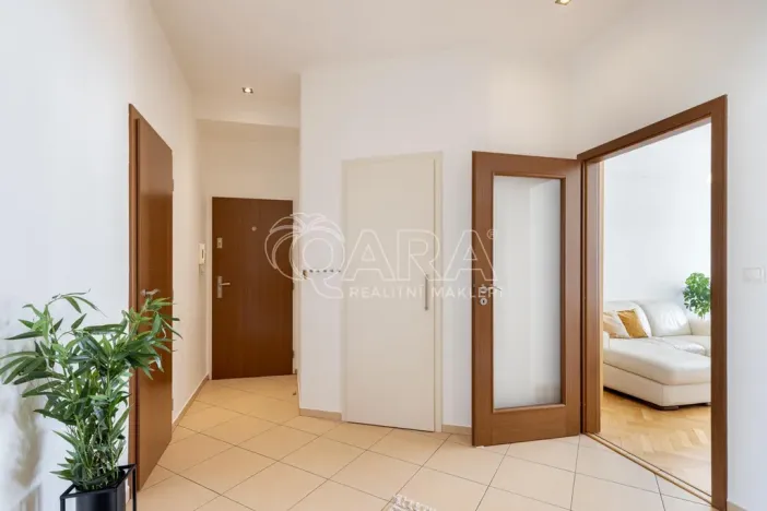 Prodej bytu 2+1, Praha - Žižkov, Biskupcova, 82 m2