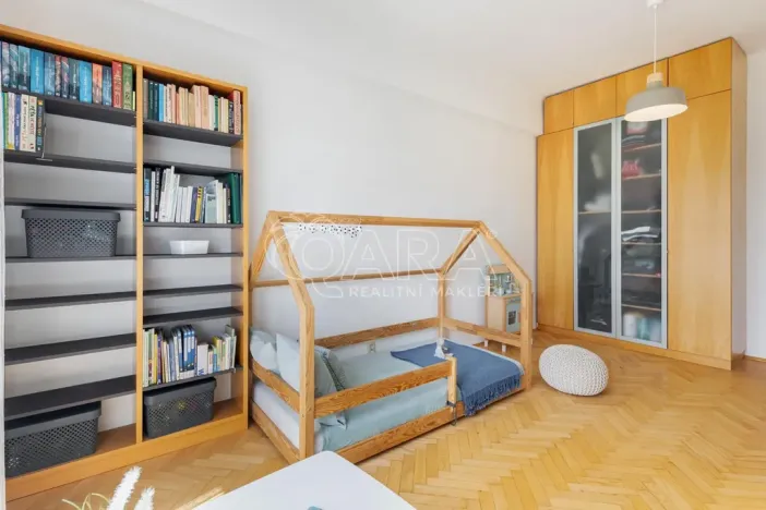 Prodej bytu 2+1, Praha - Žižkov, Biskupcova, 82 m2