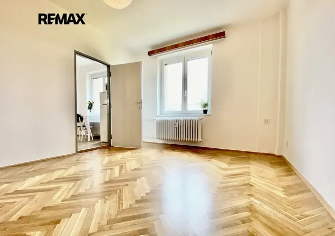 Pronájem bytu 2+1, Pardubice, Družstevní, 51 m2