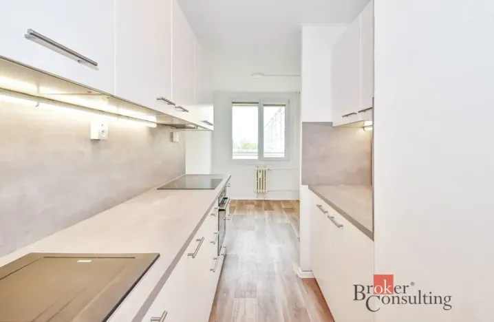Pronájem bytu 3+1, Praha - Horní Měcholupy, Parmská, 80 m2