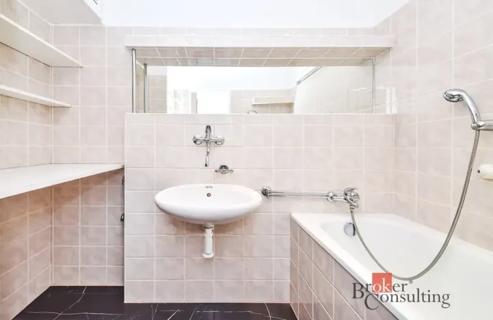 Pronájem bytu 3+1, Praha - Horní Měcholupy, Parmská, 80 m2