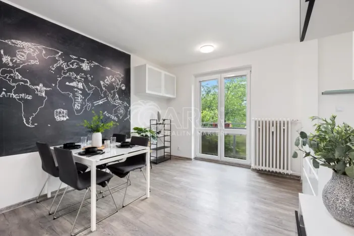 Prodej bytu 2+1, Praha - Zbraslav, Elišky Přemyslovny, 88 m2