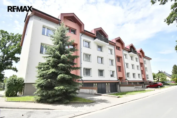 Pronájem bytu 3+1, Hradec Králové - Nový Hradec Králové, Přemyslova, 66 m2