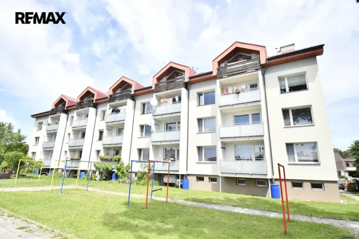 Pronájem bytu 3+1, Hradec Králové - Nový Hradec Králové, Přemyslova, 66 m2