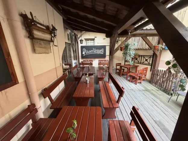 Pronájem restaurace, Praha - Vinohrady, Rumunská, 300 m2