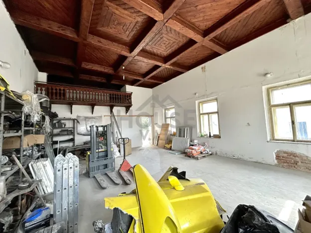 Prodej komerčního pozemku, Hořany, 563 m2
