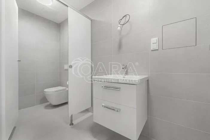 Pronájem kanceláře, Praha - Stodůlky, Za Lužinami, 96 m2