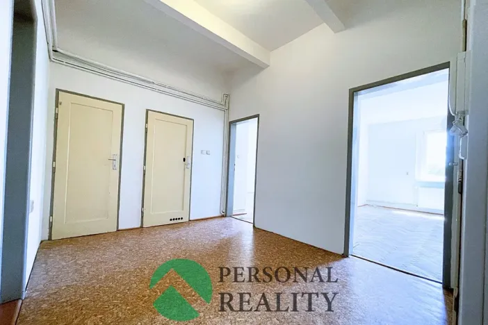 Prodej bytu 2+1, Rakovník, Dukel. hrdinů, 80 m2