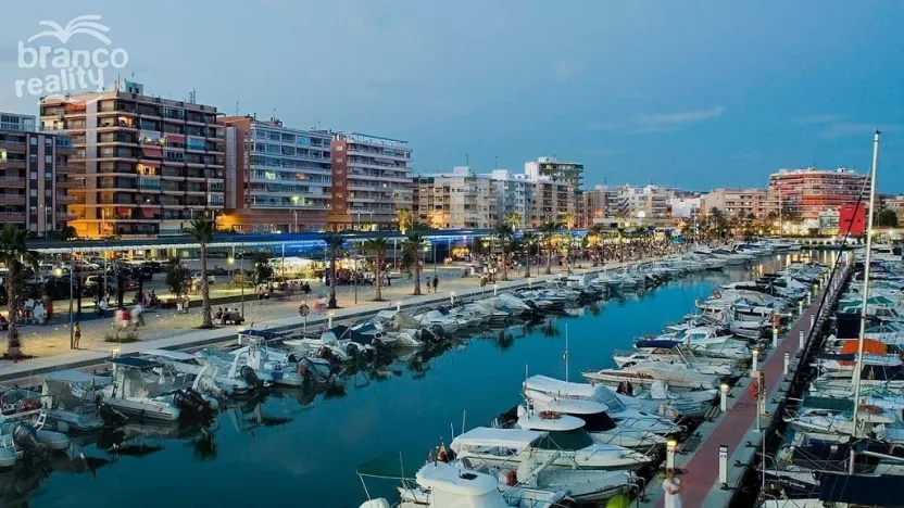 Prodej bytu 3+kk, Santa Pola, Alicante, Španělsko, 75 m2