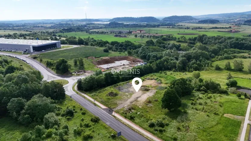 Prodej komerčního pozemku, Klášterec nad Ohří, Palackého, 5674 m2