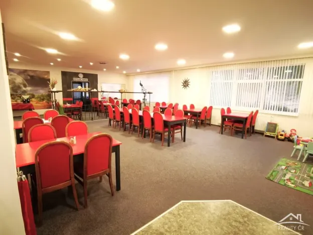 Pronájem restaurace, Jihlava - Pávov, 450 m2