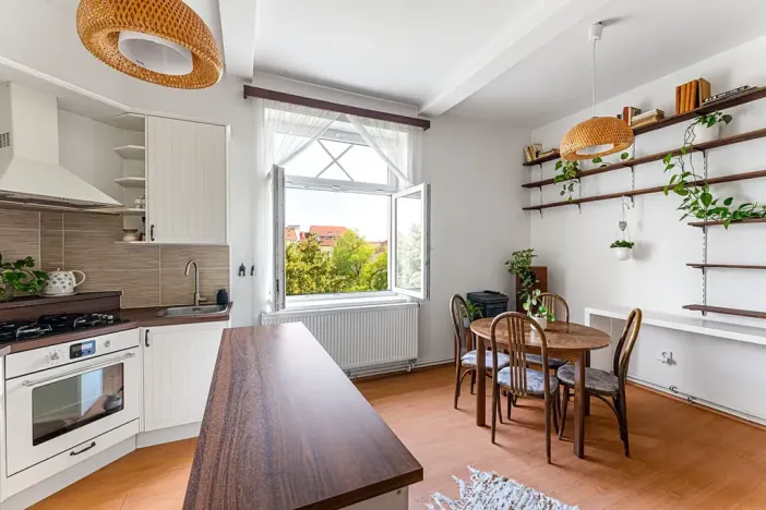 Pronájem bytu 3+kk, Praha - Bubeneč, U Sparty, 110 m2