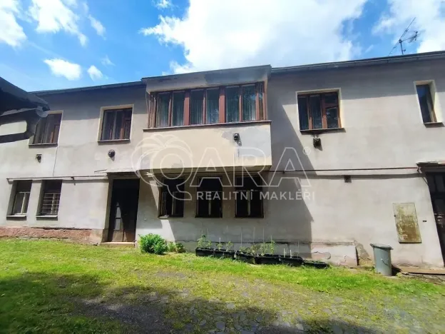 Prodej komerční nemovitosti, Nová Paka, Komenského, 358 m2