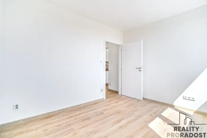 Prodej bytu 2+kk, Ostrava - Moravská Ostrava, Varenská, 36 m2