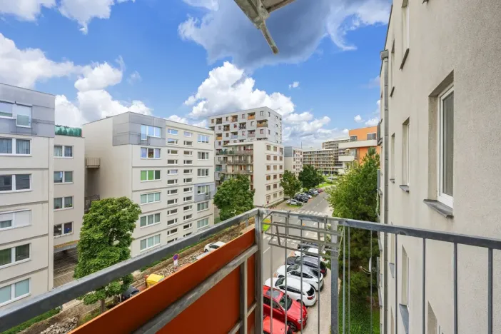 Pronájem bytu 1+kk, Praha - Strašnice, Janýrova, 37 m2