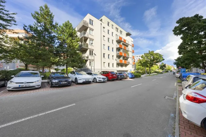 Pronájem bytu 1+kk, Praha - Strašnice, Janýrova, 37 m2