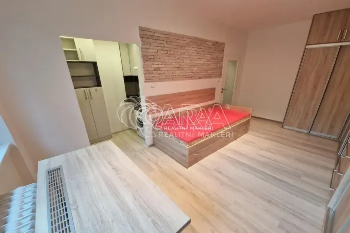 Pronájem bytu 1+kk, Ostrava - Poruba, Žilinská, 21 m2
