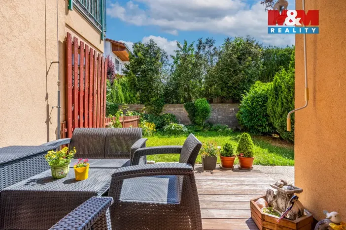 Prodej bytu 2+kk, Nehvizdy, Pražská, 60 m2