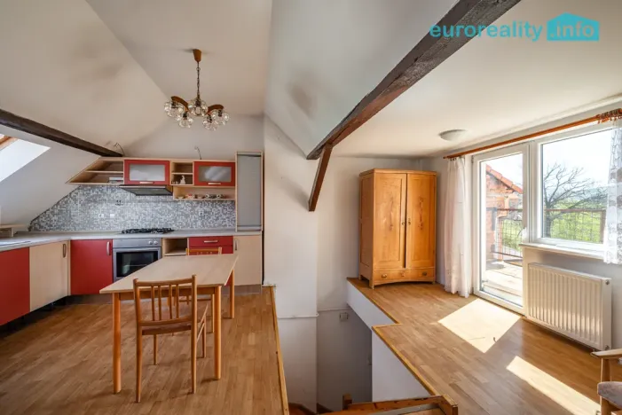 Prodej vícegeneračního domu, Sokolov, U Divadla, 360 m2