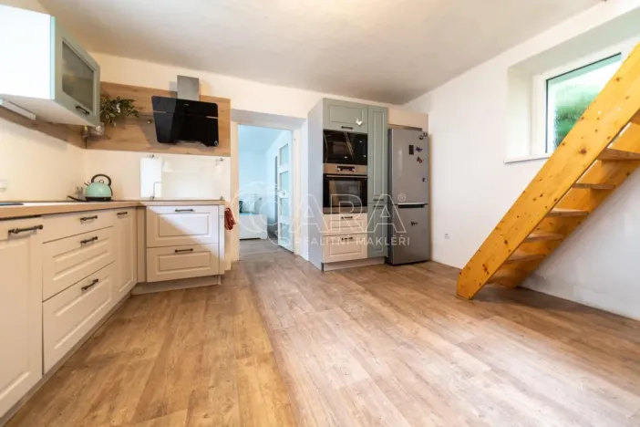 Pronájem rodinného domu, Dolní Bezděkov, 180 m2