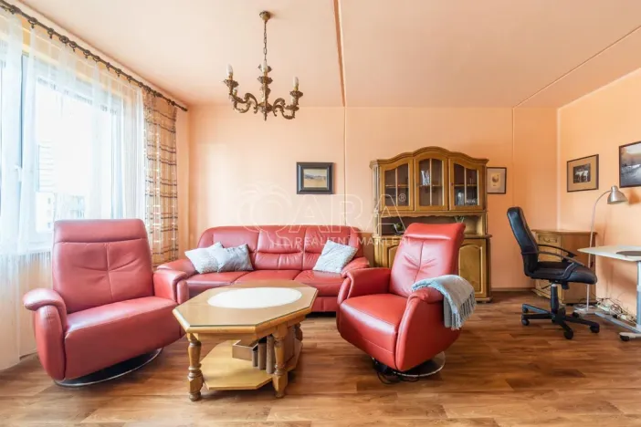 Pronájem bytu 3+1, Pardubice - Zelené Předměstí, Karla IV., 72 m2