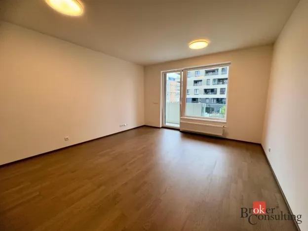 Pronájem bytu 2+kk, Praha - Vysočany, Fafkových, 50 m2