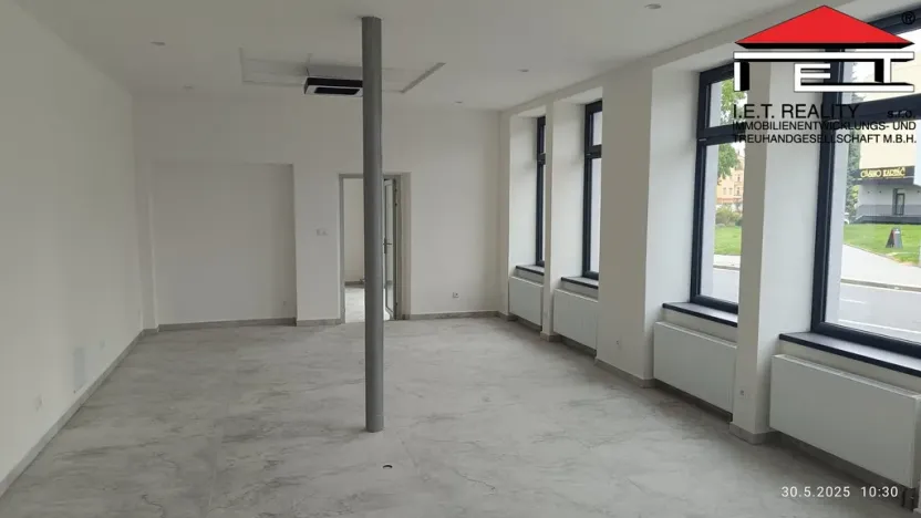 Pronájem obchodního prostoru, Opava, Olomoucká, 94 m2