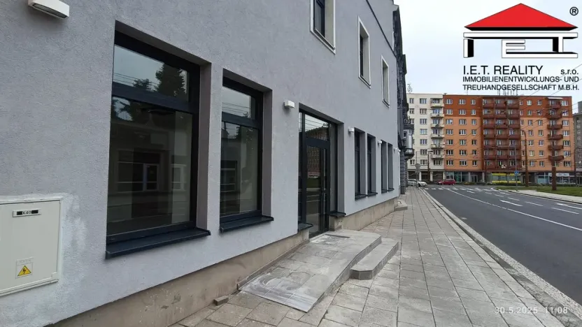 Pronájem obchodního prostoru, Opava, Olomoucká, 94 m2