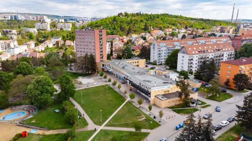 Pronájem kanceláře, Brno, Juliánovské náměstí, 60 m2