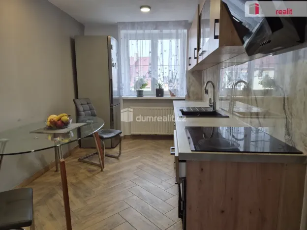 Prodej bytu 5+1, Kaplice, Omlenická, 160 m2