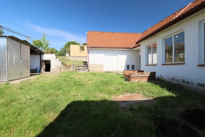 Prodej rodinného domu, Zahrádky - Horní Dvorce, 180 m2