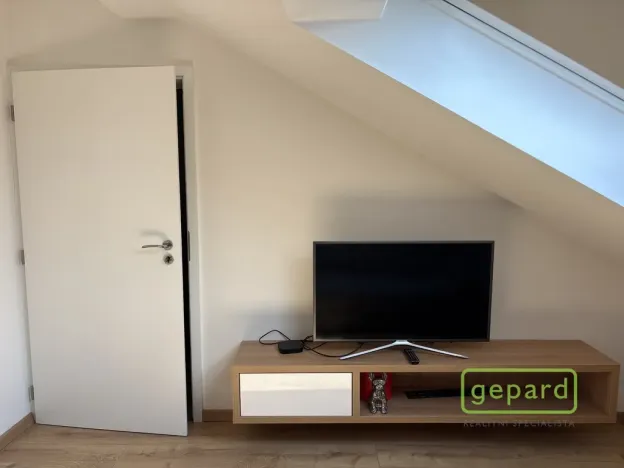 Pronájem bytu 2+1, Olomouc, Matěje z Janova, 40 m2