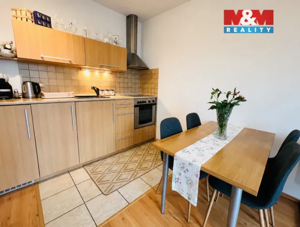 Pronájem bytu 2+kk, Znojmo, náměstí Svobody, 46 m2