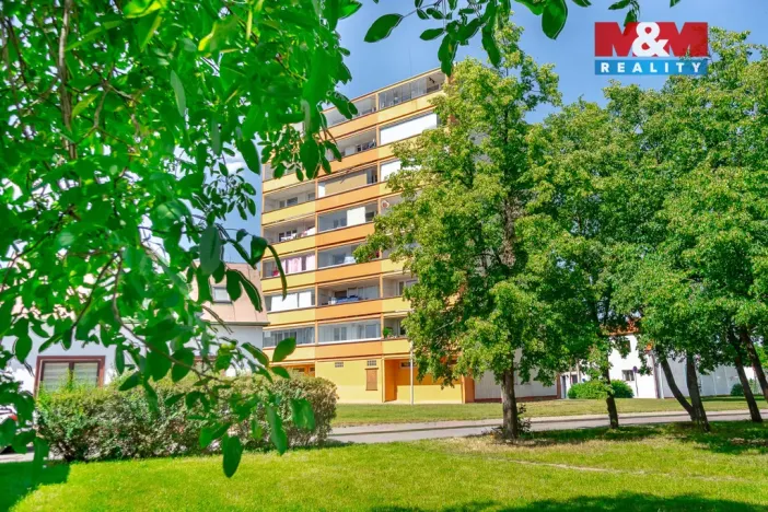 Prodej bytu 2+1, Kralupy nad Vltavou - Lobeček, Krakovská, 40 m2