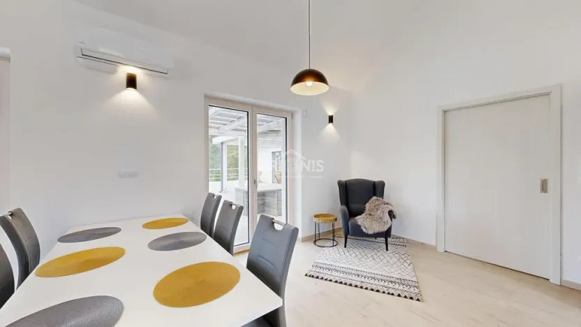 Prodej rodinného domu, Nečtiny - Leopoldov, 160 m2