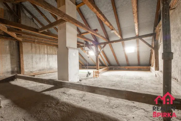 Prodej komerční nemovitosti, Moravská Třebová - Město, nám. T. G. Masaryka, 422 m2