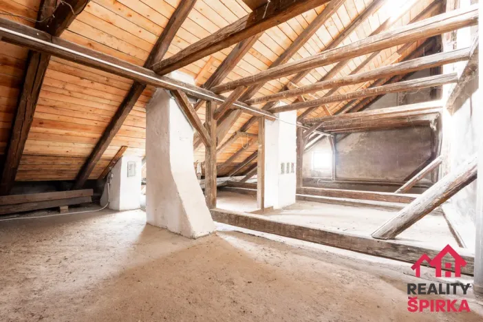 Prodej komerční nemovitosti, Moravská Třebová - Město, nám. T. G. Masaryka, 422 m2