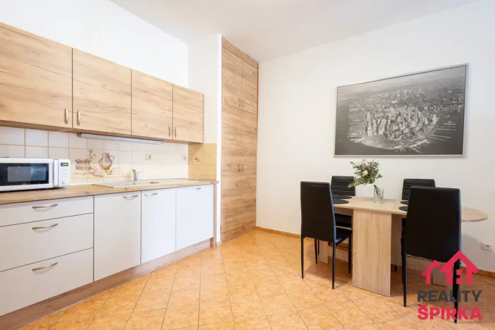 Prodej vícegeneračního domu, Moravská Třebová - Město, nám. T. G. Masaryka, 422 m2