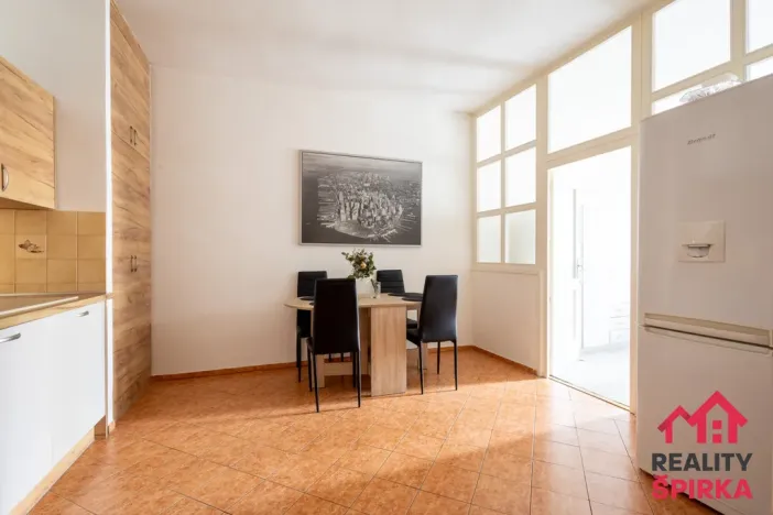 Prodej vícegeneračního domu, Moravská Třebová - Město, nám. T. G. Masaryka, 422 m2