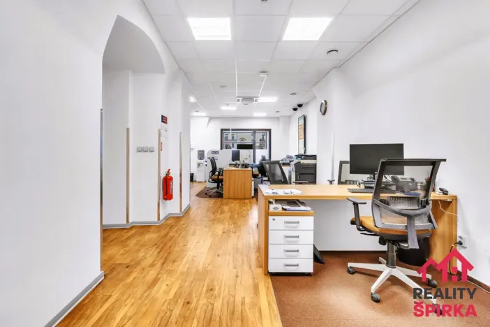 Prodej vícegeneračního domu, Moravská Třebová - Město, nám. T. G. Masaryka, 422 m2