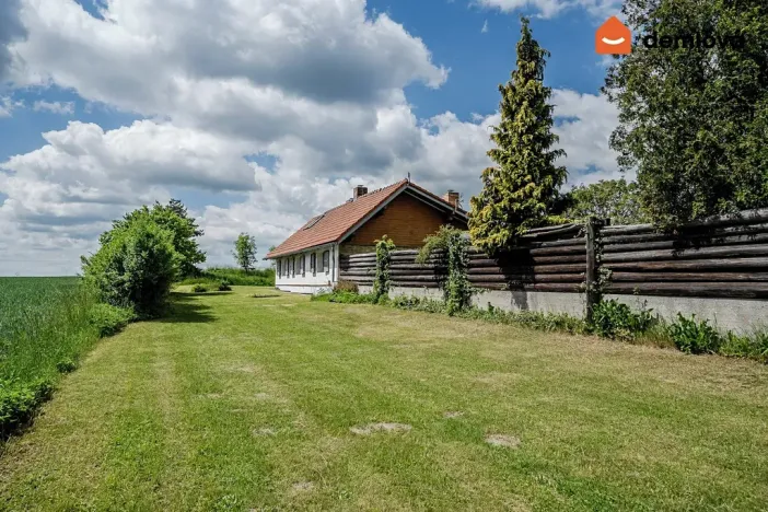 Prodej chalupy, Melč, 309 m2