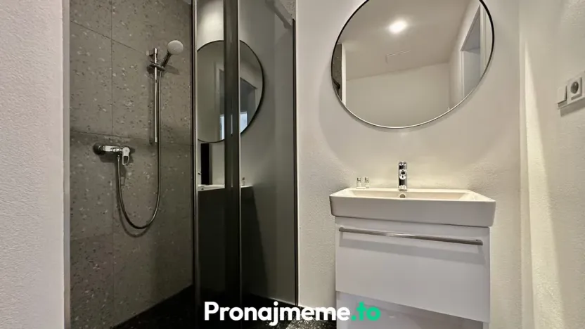 Pronájem bytu 1+kk, Znojmo, Kotkova, 34 m2