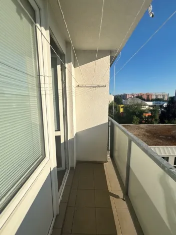 Pronájem bytu 1+kk, Hradec Králové, Brožíkova, 30 m2