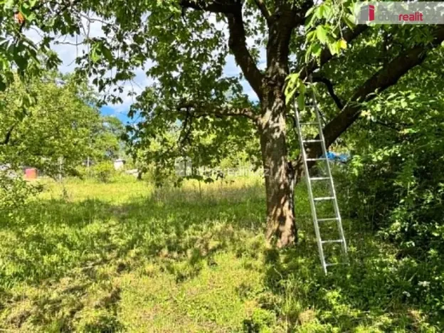 Prodej zahrady, Uherský Brod, 1035 m2