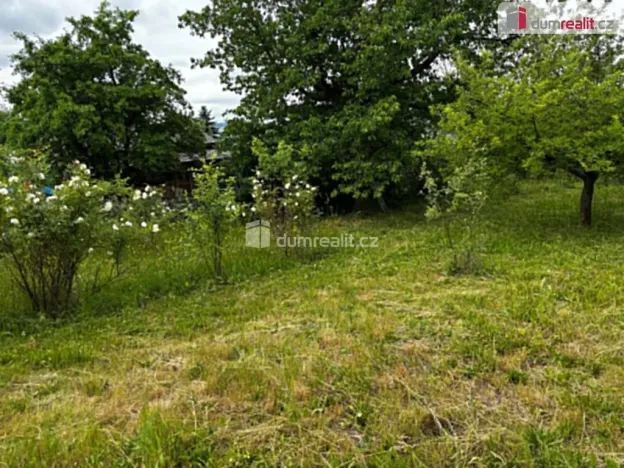 Prodej zahrady, Uherský Brod, 1035 m2