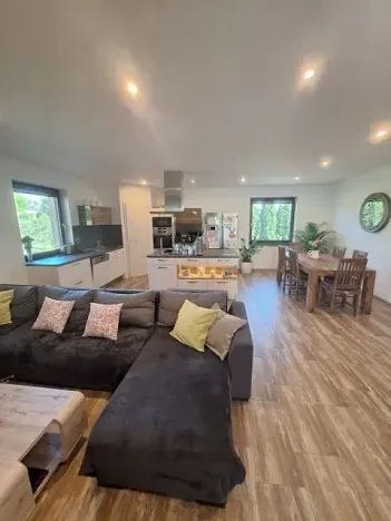Prodej rodinného domu, Cvrčovice, Školní, 147 m2