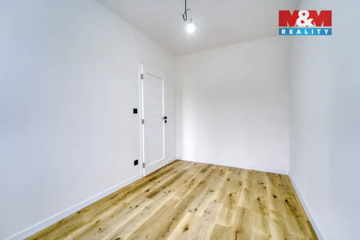 Pronájem bytu 2+kk, Tlučná, Tlučenská kolonie, 40 m2