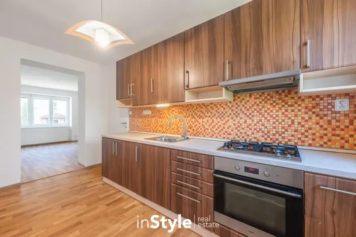 Pronájem bytu 2+1, Uherské Hradiště, Boženy Němcové, 57 m2